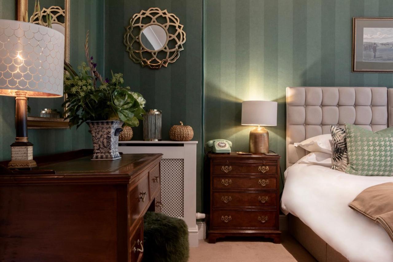 Burleigh Court Hotel Stroud  Eksteriør bilde