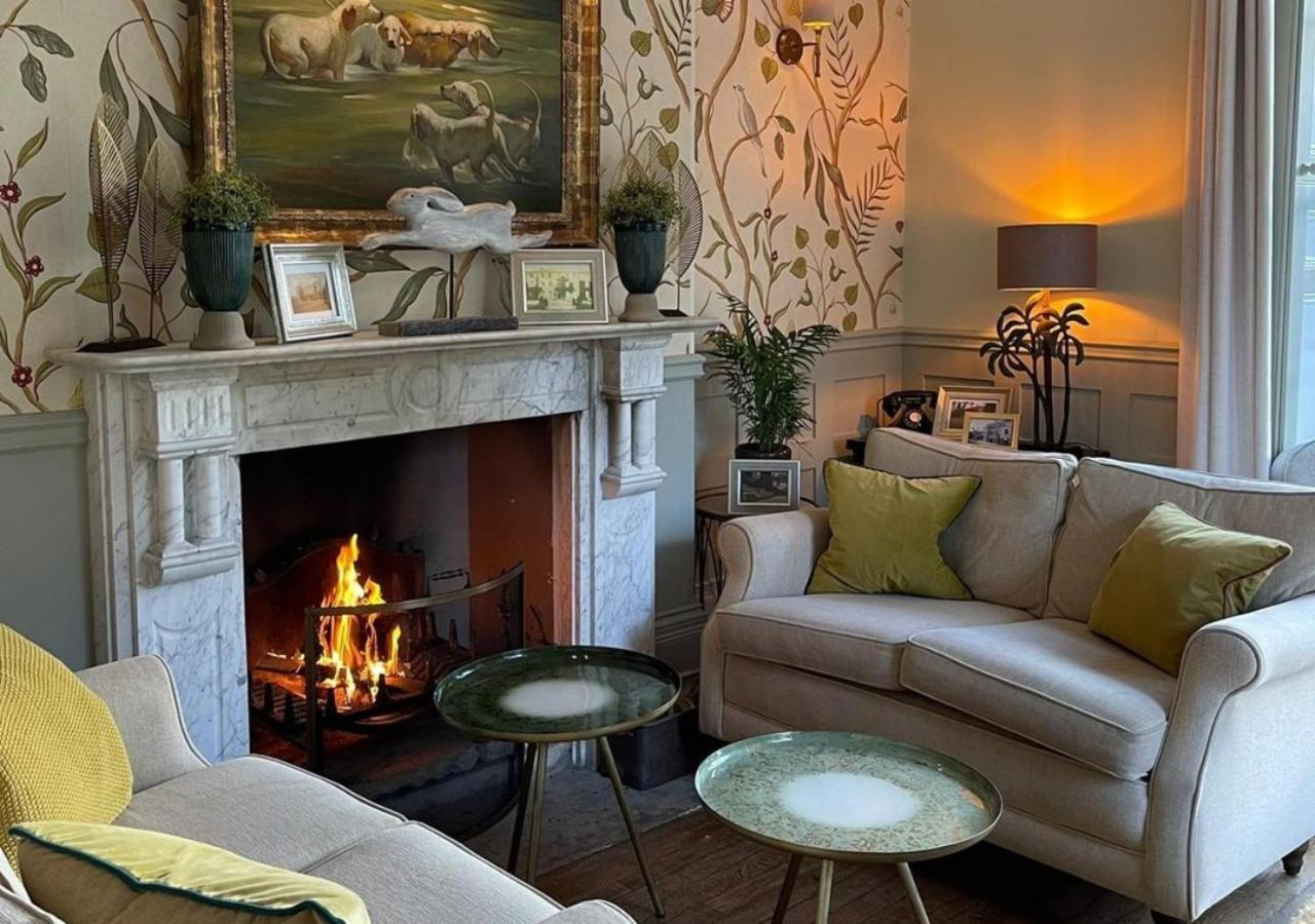 Burleigh Court Hotel Stroud  Eksteriør bilde