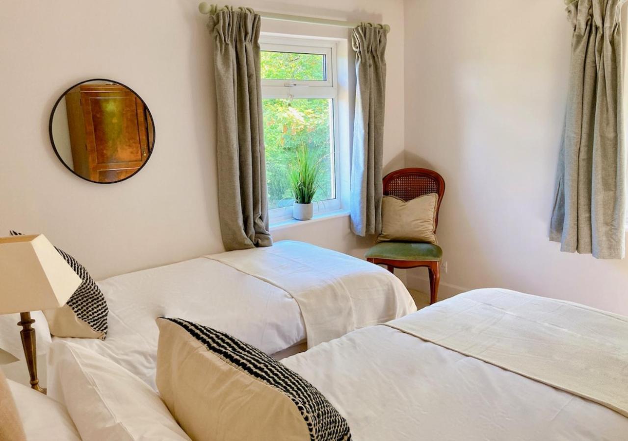 Burleigh Court Hotel Stroud  Eksteriør bilde